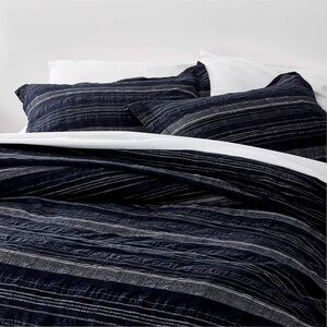Crate & Barrel Nangano Seersucker Linen Blend Duvet Cover